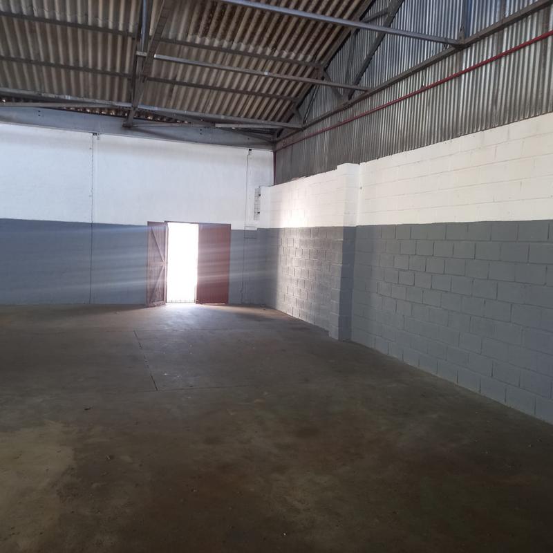 To Let commercial Property for Rent in Neave Industrial Eastern Cape